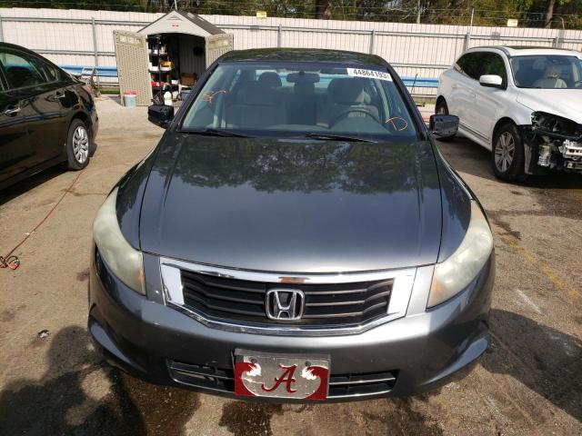 Photo 4 VIN: 1HGCP2F41AA044892 - HONDA ACCORD LXP 