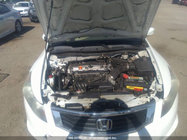 Photo 9 VIN: 1HGCP2F41AA060512 - HONDA ACCORD SDN 