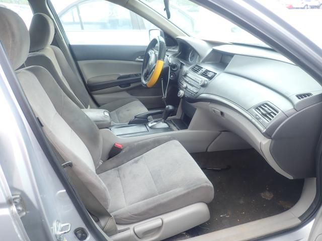 Photo 4 VIN: 1HGCP2F41AA076841 - HONDA ACCORD LXP 