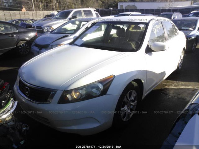 Photo 1 VIN: 1HGCP2F41AA136147 - HONDA ACCORD SDN 