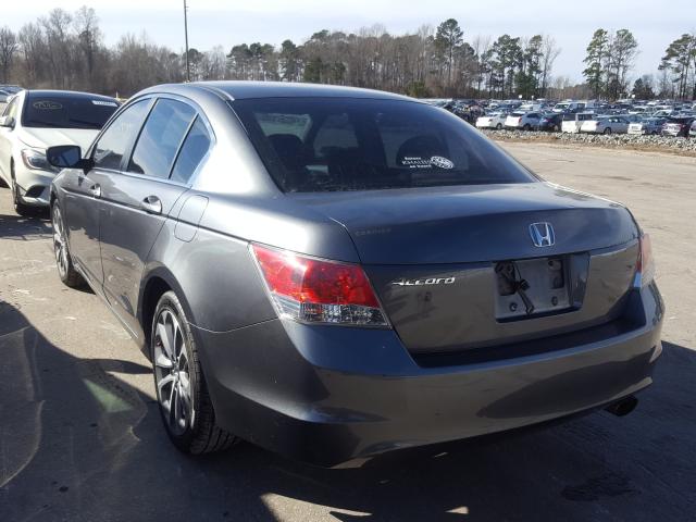 Photo 2 VIN: 1HGCP2F41AA141137 - HONDA ACCORD LXP 