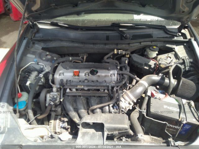 Photo 9 VIN: 1HGCP2F41AA155880 - HONDA ACCORD SDN 