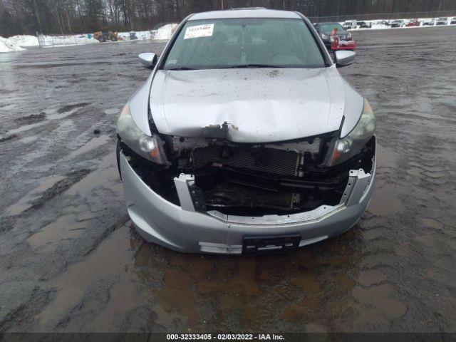 Photo 5 VIN: 1HGCP2F41AA176356 - HONDA ACCORD SDN 