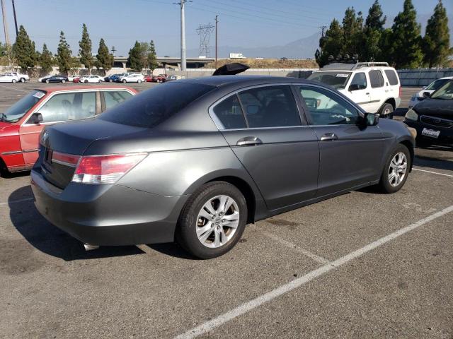 Photo 2 VIN: 1HGCP2F41BA017712 - HONDA ACCORD LXP 