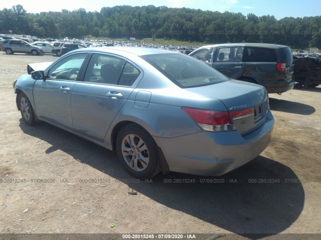 Photo 2 VIN: 1HGCP2F41BA021517 - HONDA ACCORD SDN 