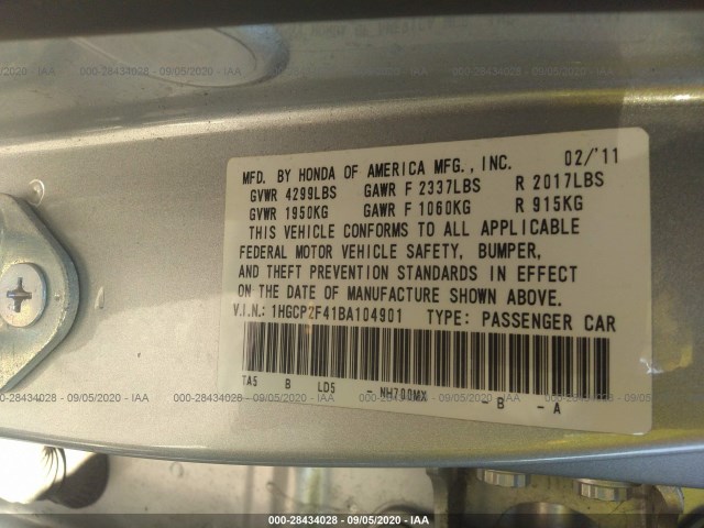 Photo 8 VIN: 1HGCP2F41BA104901 - HONDA ACCORD SDN 