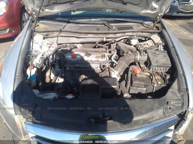 Photo 9 VIN: 1HGCP2F41BA104901 - HONDA ACCORD SDN 