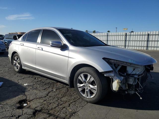 Photo 3 VIN: 1HGCP2F41BA126980 - HONDA ACCORD LXP 