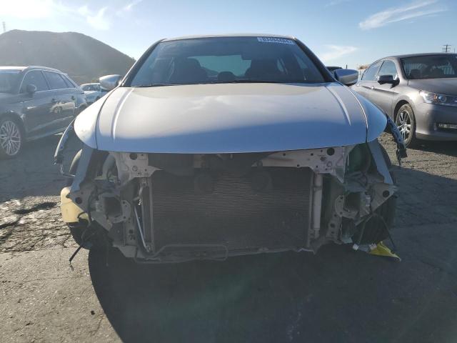 Photo 4 VIN: 1HGCP2F41BA126980 - HONDA ACCORD LXP 