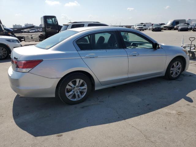 Photo 2 VIN: 1HGCP2F41CA027271 - HONDA ACCORD LXP 