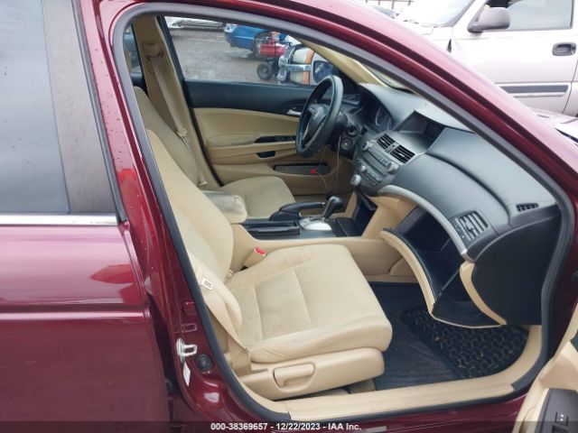 Photo 4 VIN: 1HGCP2F41CA076907 - HONDA ACCORD 