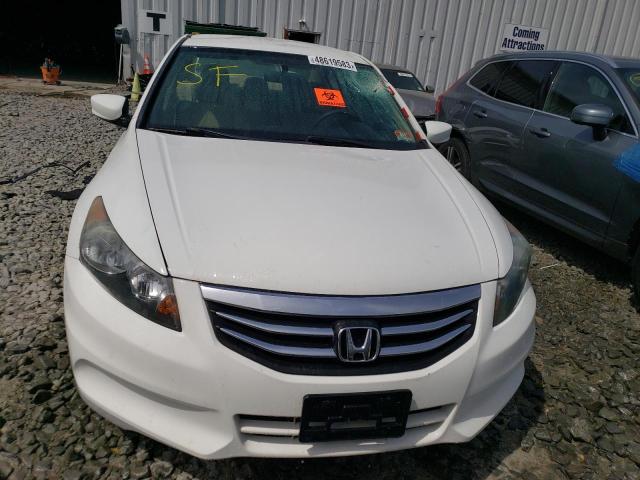 Photo 4 VIN: 1HGCP2F41CA078110 - HONDA ACCORD LXP 