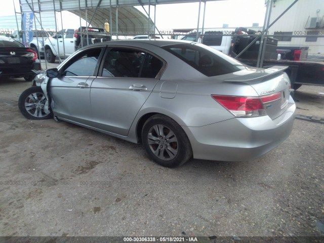 Photo 2 VIN: 1HGCP2F41CA138161 - HONDA ACCORD SDN 