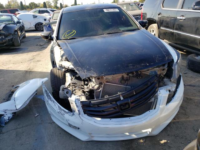 Photo 9 VIN: 1HGCP2F41CA219306 - HONDA ACCORD LXP 