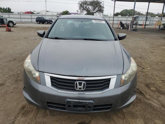 Photo 4 VIN: 1HGCP2F42AA034629 - HONDA ACCORD LXP 