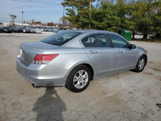 Photo 2 VIN: 1HGCP2F42AA137999 - HONDA ACCORD LXP 