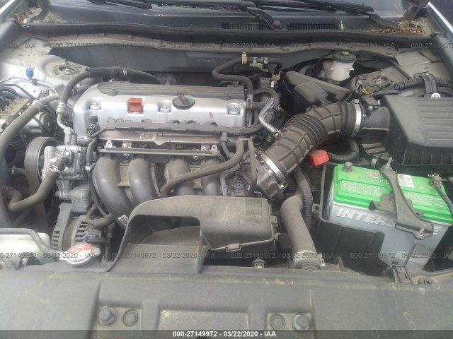 Photo 9 VIN: 1HGCP2F42AA146380 - HONDA ACCORD SDN 