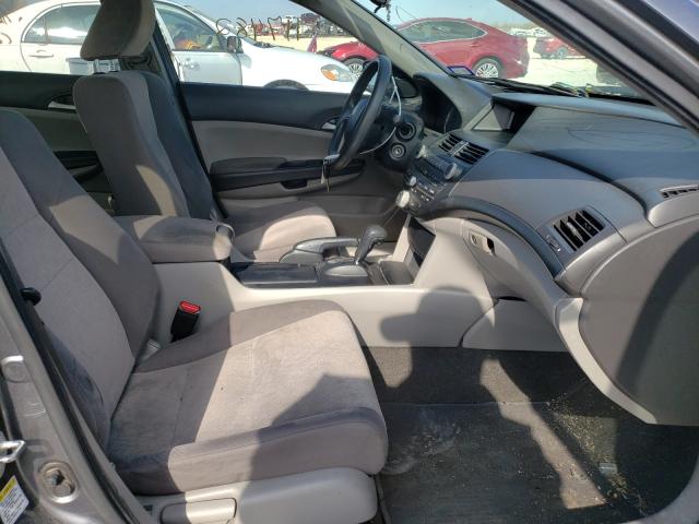 Photo 4 VIN: 1HGCP2F42AA164541 - HONDA ACCORD LXP 