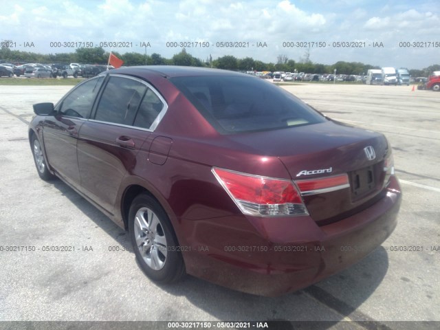 Photo 2 VIN: 1HGCP2F42BA000322 - HONDA ACCORD SDN 