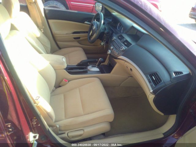 Photo 4 VIN: 1HGCP2F42BA003446 - HONDA ACCORD SDN 