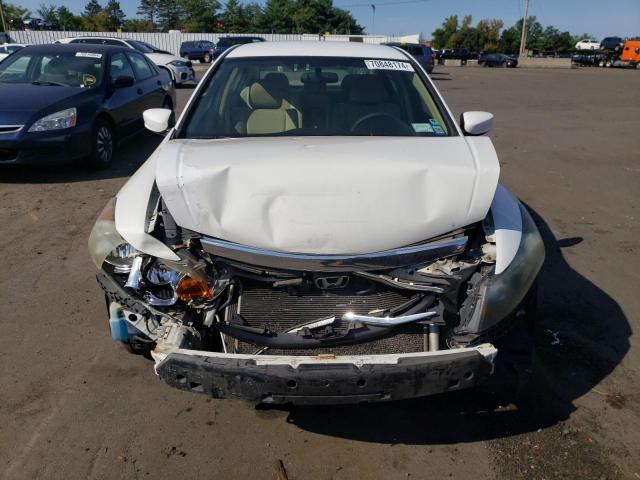 Photo 4 VIN: 1HGCP2F42BA018478 - HONDA ACCORD LXP 