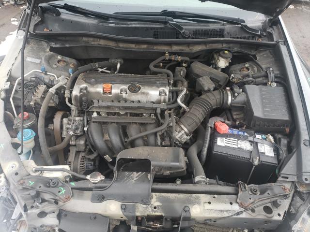 Photo 6 VIN: 1HGCP2F42BA054672 - HONDA ACCORD LXP 