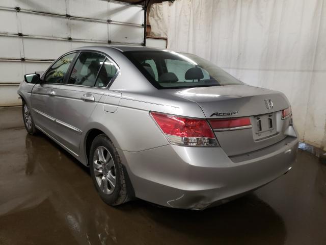 Photo 2 VIN: 1HGCP2F42BA099594 - HONDA ACCORD LXP 