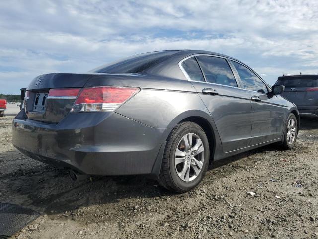 Photo 2 VIN: 1HGCP2F42BA104986 - HONDA ACCORD LXP 