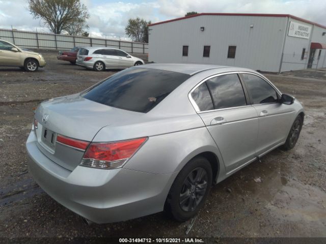 Photo 3 VIN: 1HGCP2F42BA120055 - HONDA ACCORD SDN 