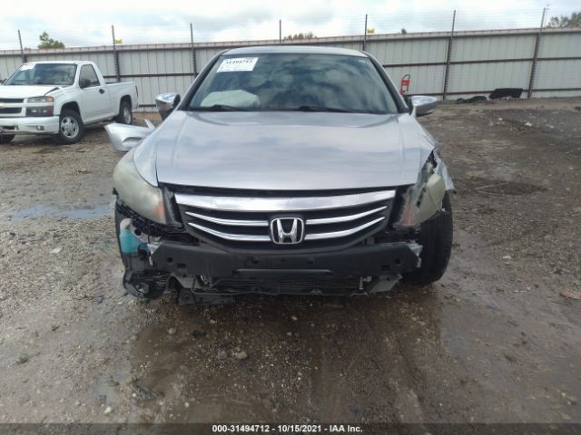 Photo 5 VIN: 1HGCP2F42BA120055 - HONDA ACCORD SDN 