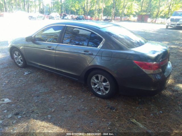 Photo 2 VIN: 1HGCP2F42BA132898 - HONDA ACCORD SDN 