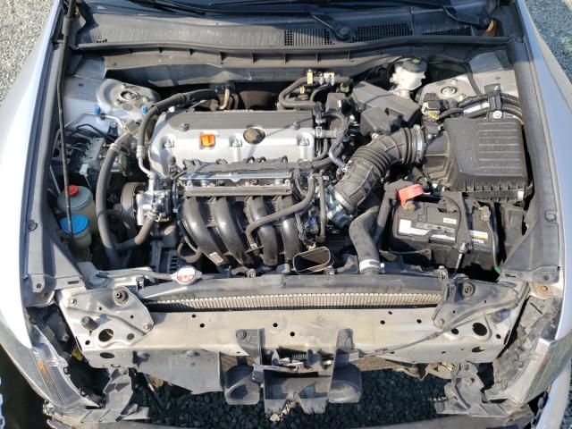 Photo 6 VIN: 1HGCP2F42BA155856 - HONDA ACCORD LXP 