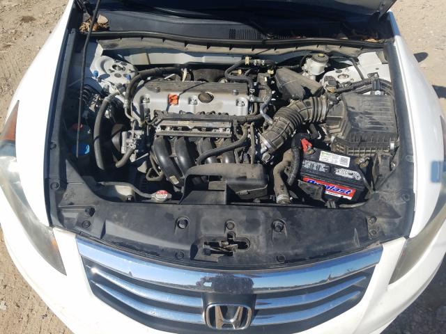 Photo 6 VIN: 1HGCP2F42CA009233 - HONDA ACCORD LXP 