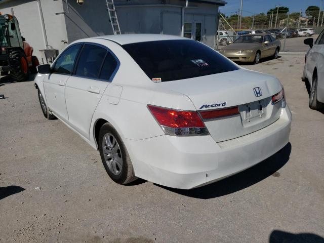 Photo 2 VIN: 1HGCP2F42CA134300 - HONDA ACCORD LXP 