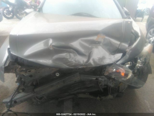 Photo 5 VIN: 1HGCP2F43AA002689 - HONDA ACCORD SDN 