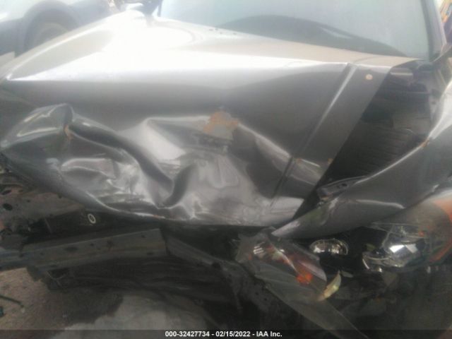 Photo 9 VIN: 1HGCP2F43AA002689 - HONDA ACCORD SDN 