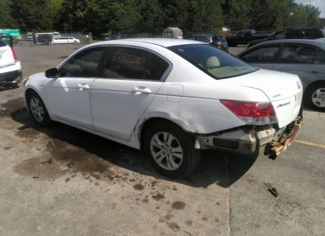 Photo 2 VIN: 1HGCP2F43AA009318 - HONDA ACCORD SDN 