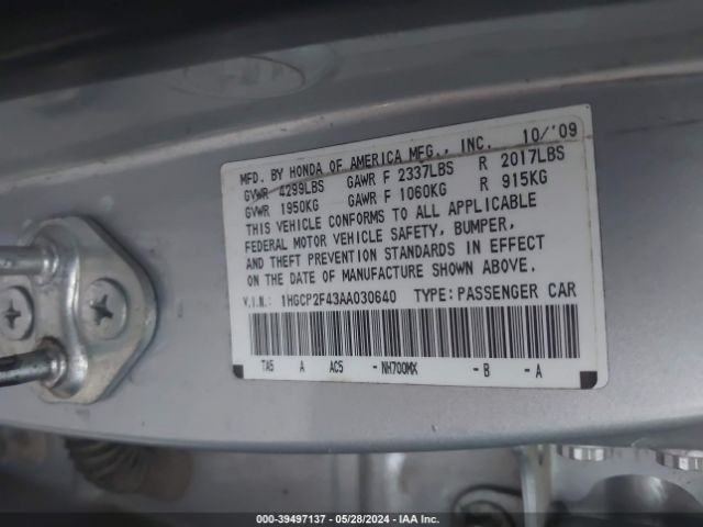 Photo 8 VIN: 1HGCP2F43AA030640 - HONDA ACCORD SDN 