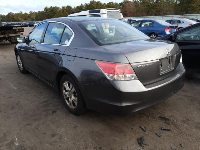 Photo 2 VIN: 1HGCP2F43AA042268 - HONDA ACCORD LXP 