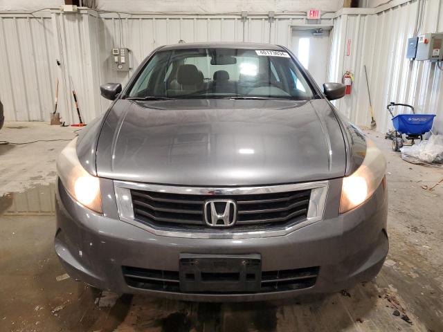 Photo 4 VIN: 1HGCP2F43AA052220 - HONDA ACCORD 