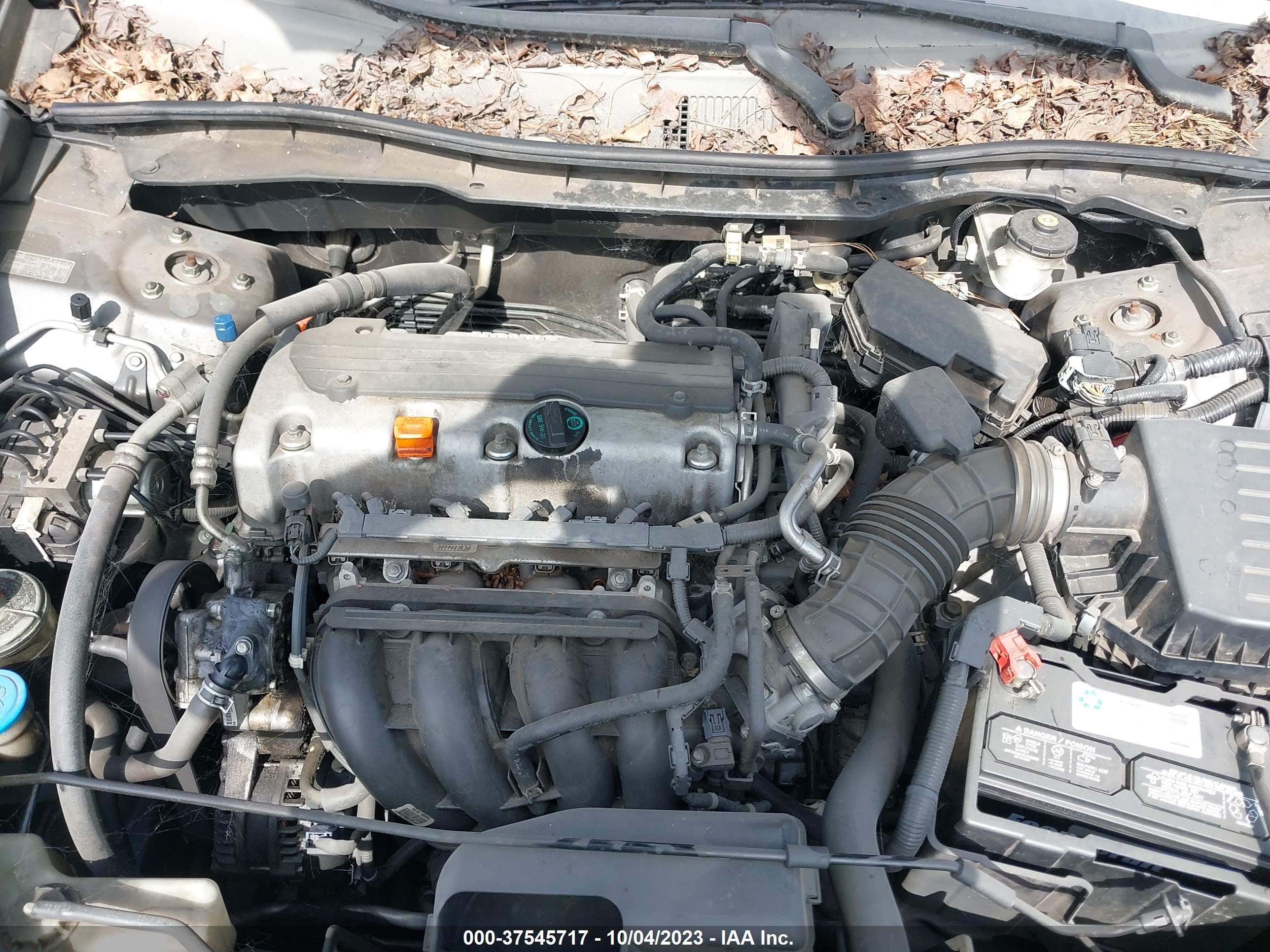 Photo 9 VIN: 1HGCP2F43AA074878 - HONDA ACCORD 