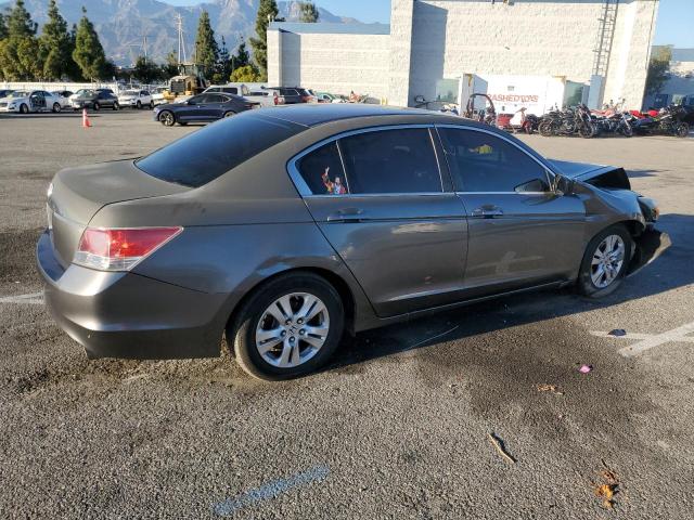 Photo 2 VIN: 1HGCP2F43AA085542 - HONDA ACCORD LXP 