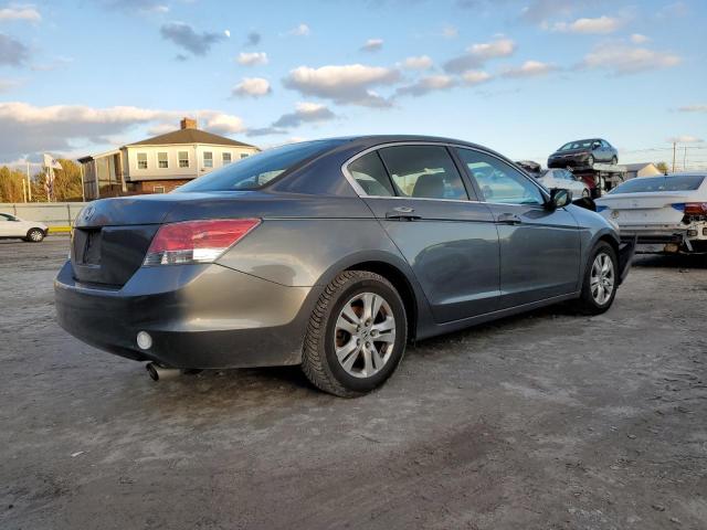 Photo 2 VIN: 1HGCP2F43AA096833 - HONDA ACCORD LXP 