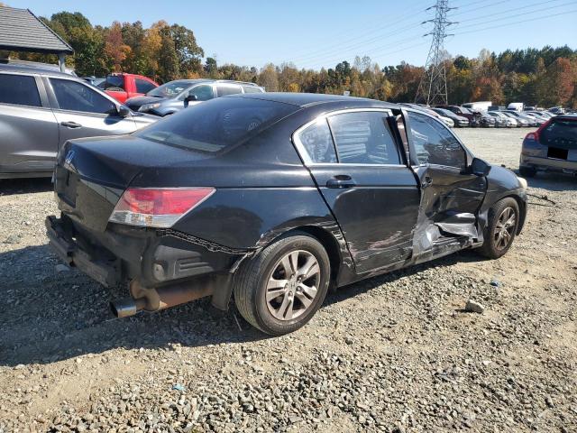 Photo 2 VIN: 1HGCP2F43AA102940 - HONDA ACCORD LXP 