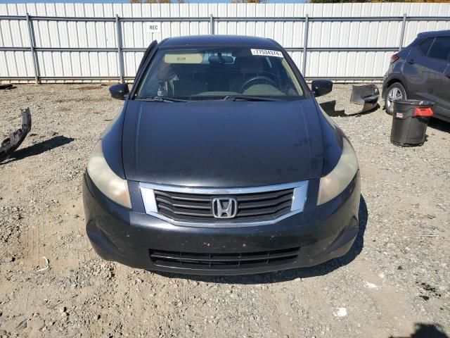 Photo 4 VIN: 1HGCP2F43AA102940 - HONDA ACCORD LXP 