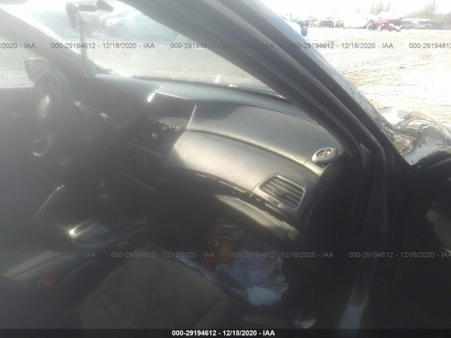 Photo 4 VIN: 1HGCP2F43AA118247 - HONDA ACCORD SDN 