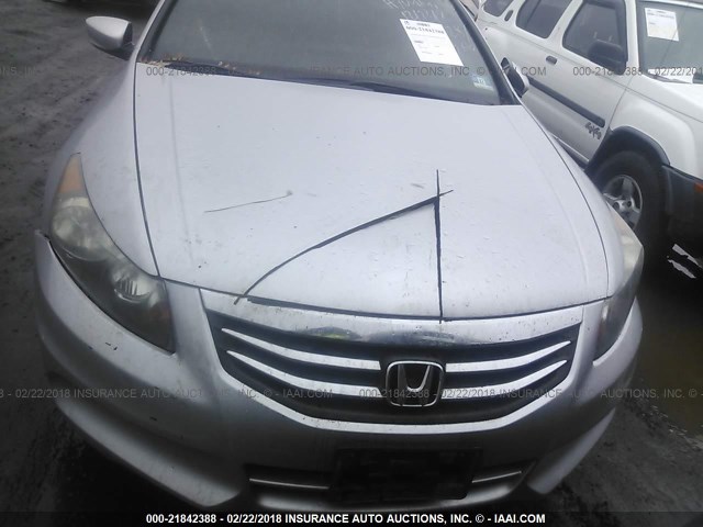 Photo 9 VIN: 1HGCP2F43BA028386 - HONDA ACCORD SDN 