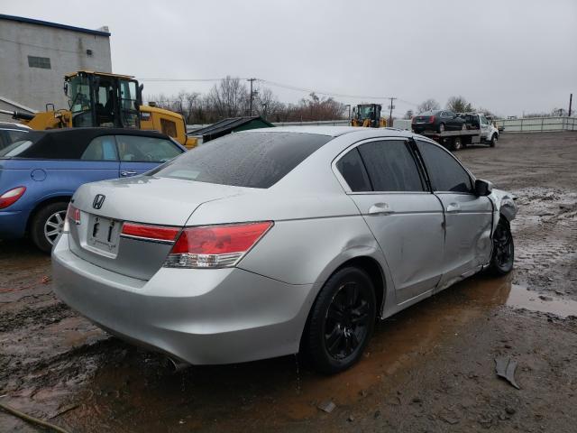 Photo 3 VIN: 1HGCP2F43BA099605 - HONDA ACCORD LXP 