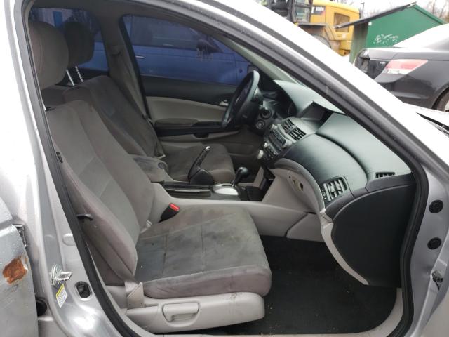 Photo 4 VIN: 1HGCP2F43BA099605 - HONDA ACCORD LXP 