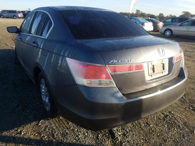 Photo 2 VIN: 1HGCP2F43BA110389 - HONDA ACCORD LXP 